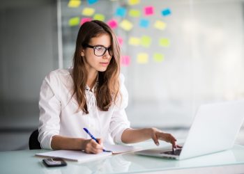 “Hard Work Versus Smart Work” – Which of the Better?